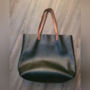 Madewell The Transport Tote in Black Leather with Saddle Straps